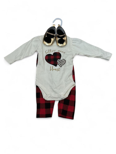 Follow your heart 3 piece onsies set