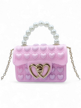 Heart purse buckle with pearl handle