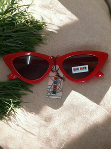 Retro girl sunglasses