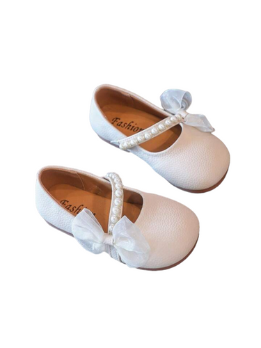 Girl formal shoes with pearl and bow on the side