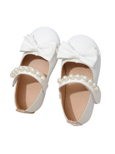 Girl formal shoes with bow and pearl strap