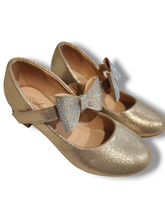 Girl formal shoes (gold with bow infront)