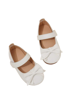 Girls white formal shoes