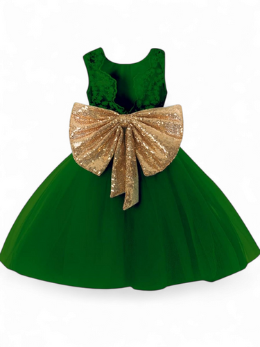 Green dress with gold bow in baby dress